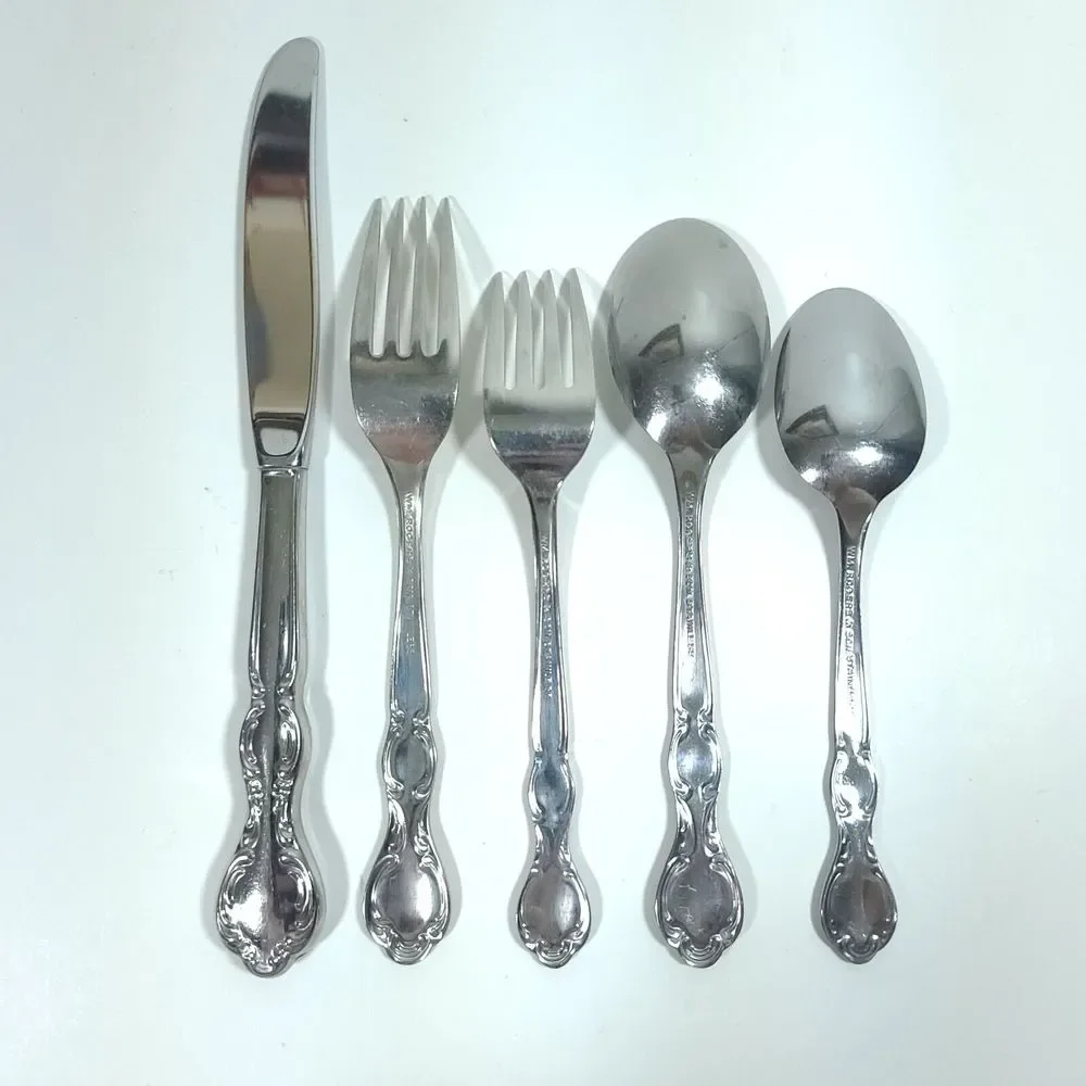 WM. Rogers & Son Royal Manor Single Place Setting Stainless Flatware Set 5 Piece